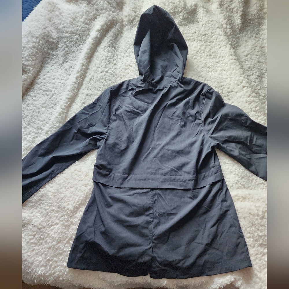 Under Armour Women's Storm Jacket Large - Picture 7 of 7